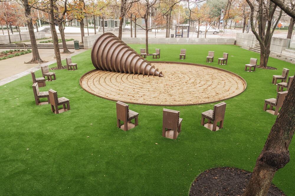 Tree Ring on Amenity Lawn at Zoom View Lubben Plaza in Dallas
